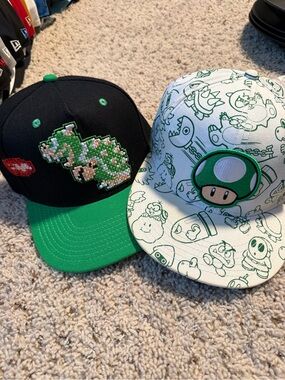 Super Mario 1-Up Mushroom Snapback Hat - Green & White